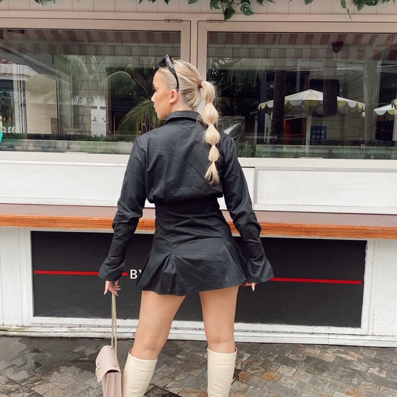 District Gals Black Button Up Dress - Picture 4 of 5